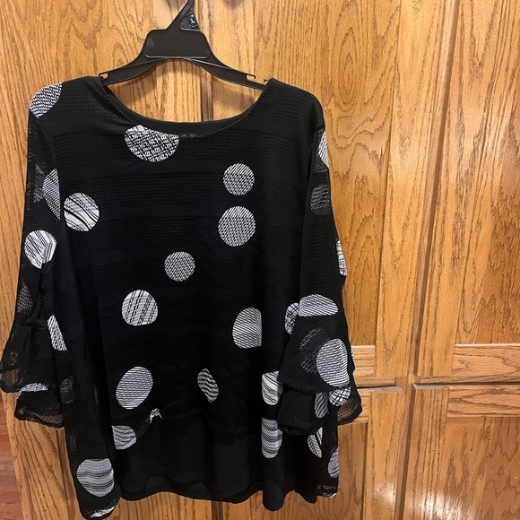 calessa Tops - Black Boxy 3/4 Sleeve Blouse